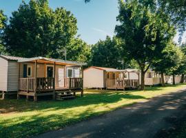 Camping intercommunal de Beaurepaire，位于Beaurepaire的酒店