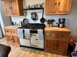 Spaniel Cottage with views of Ham hill, Stoke sub Hamdon