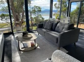 Panoramic views from your stunning 'Treehouse'