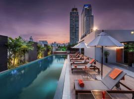 Radisson Suites Bangkok Sukhumvit，位于曼谷的酒店