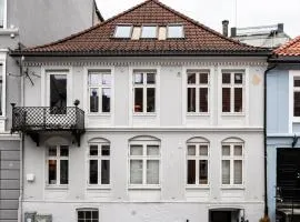 200m to Torgalmenningen & 20 sqm terrace