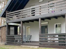 4 Bedroom Gorgeous Home In Ostroda，位于奥斯特罗达的酒店