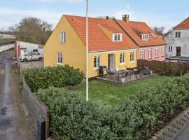 Nice Home In Nexø With Wifi