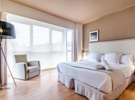 纳格斯酒店，位于穆尔吉亚的酒店