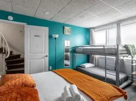 Spacious 4BR 1BA Duplex Apartment Near NYC