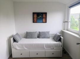 Zimmer am Deich，位于Weyhe的酒店