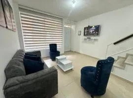 Encantadora Casa con Piscina Cerca a Ukumari, Villa Olimpica y Expofuturo