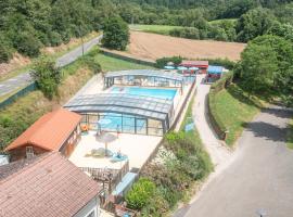 Camping Paradis Val de Coise，位于圣加尔米耶的酒店