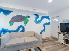 Arcade Nook & New Sea Turtle Mural- 3BR