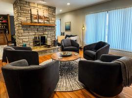 MI CASA- 4 Bd- Mega Playground，位于Willmar的酒店