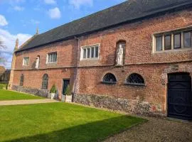 Five Star Luxury - Oxnead Hall