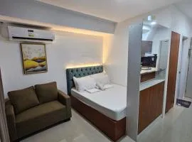 1802 West Jones Residences