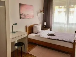 TOP Apartment! 13km Saarbrücken! große Terrasse! 4 Zimmer! 1-6 Pers, Saarbruecken