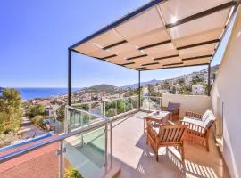 VILLA MYSTIC Private Pool-Garden & Sea Views in Central Location