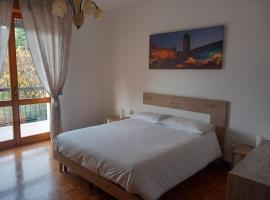 Waterfalls Apartment，位于Vertova的酒店