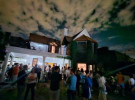 Why Not Guemes，位于科尔多瓦的酒店