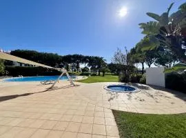 Vilamoura Sunny Garden With Pool by Homing