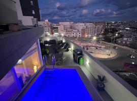 D Pool Top，位于姆西达的酒店