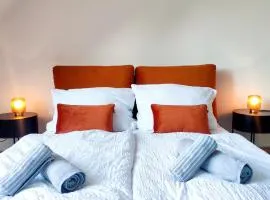 Zentral und ruhig mit Küche, gemütliches Bett