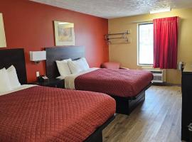 Budgetel inn & Suites，位于Fort Scott的酒店