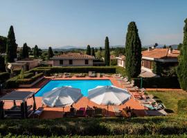 Residence Poggio Golf Chianti Firenze，位于因普鲁内塔的酒店