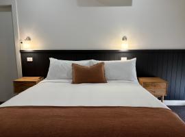 Tall Timbers Motel，位于Dungog的酒店