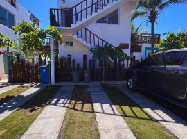 BungaLoose Casa Waimea Oceanfront，位于Sipacate的乡村别墅