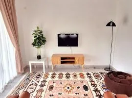 Cik B Homestay - Musliim Only