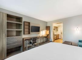 MainStay Suites Fort Myers East I-75，位于迈尔斯堡的酒店