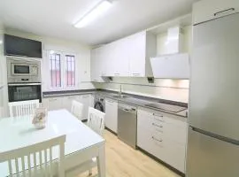Apartamento Teatro by SIERRA VIVA