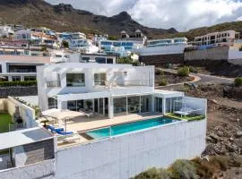 GS Luxury Navarra Sunset, Luxury villa with pool and sea views