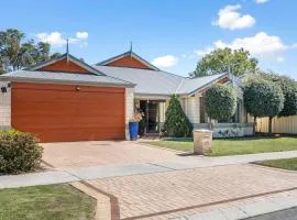 Serenity and Style, Your Ashby Getaway Awaits