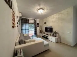 Alcazar Luxury Apartament Golem