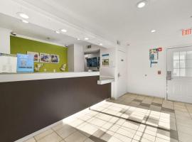 Studio 6-Tucker, GA - Atlanta Northlake，位于塔克的酒店