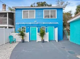 Blue Jay Bungalow - Cozy Oasis with Fire Pit