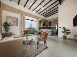 Poblado, 5 min to San Lucas Plaza, Free parking 316