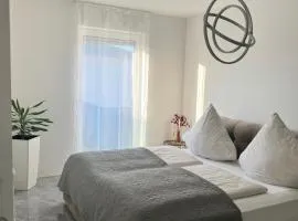 Haus-Villa Moderne Ferienwohnung in Wallersdorf-Haidlfing