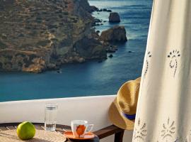 Anatoli，位于Ano Meria的带停车场的酒店