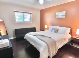 Parkside Home Close To Campus - 3 Bd 2 Ba，位于尚佩恩的酒店