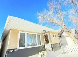 Cozy main floor, 03 Bedrooms, close to Downtown REGINA