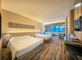 Royal Benja Hotel - Big Room Family-Friendly，位于曼谷的酒店