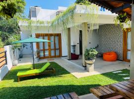 Sunset Bay，位于迪克韦勒的带停车场的酒店