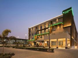 Wyndham Garden Sonipat Murthal，位于索尼帕特的酒店