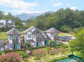 Samcheok Duelkkot Pension，位于三陟的酒店
