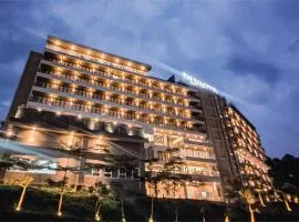 The Balcone Suites & Resort