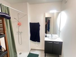 Chambre cosy，位于Aucamville的酒店