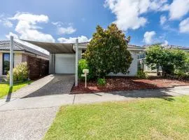 Entire house near North Lakes, Brisbane, Australia