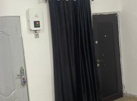 1 bedroom apartment，位于Awoyaya的酒店