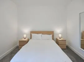 Zetland House Apartment 5 Loftus