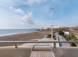 SUITE PLAYA Y MAR - sea view, wifi and AC